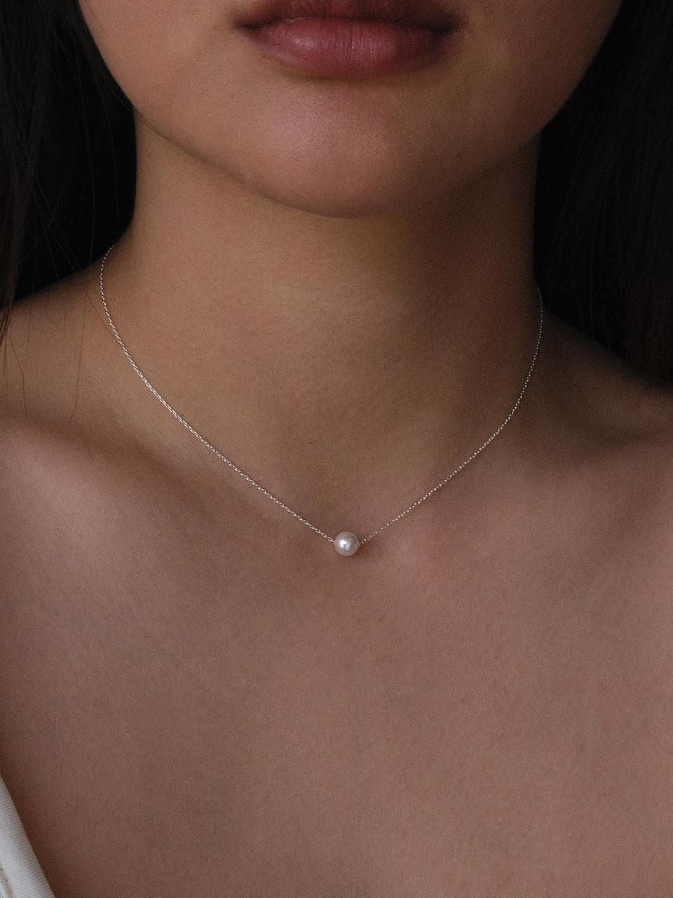 Classic Pearl pendant