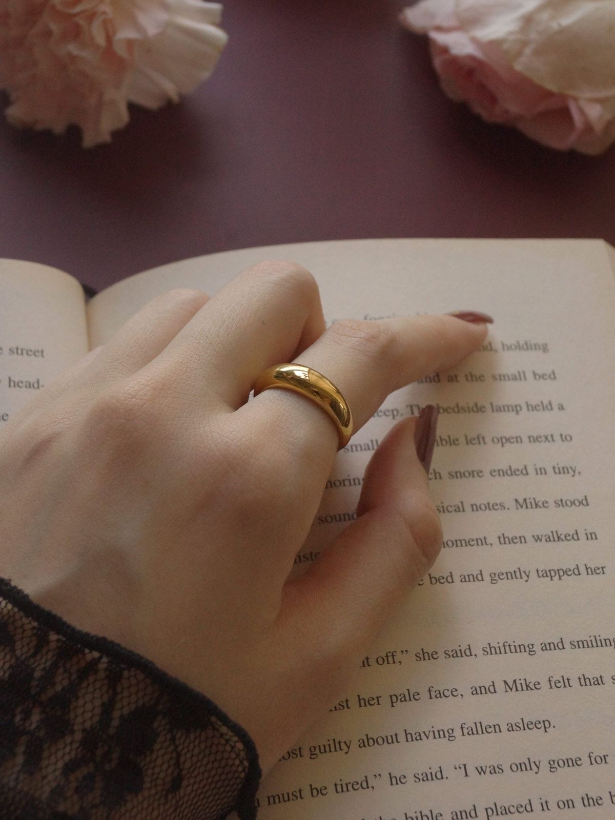 Classic Gold Polished Band Ring